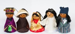 61eROvk5m4L._AC_SL1280 Decor Handcrafted Asian Christmas & Nativity Ornament Set