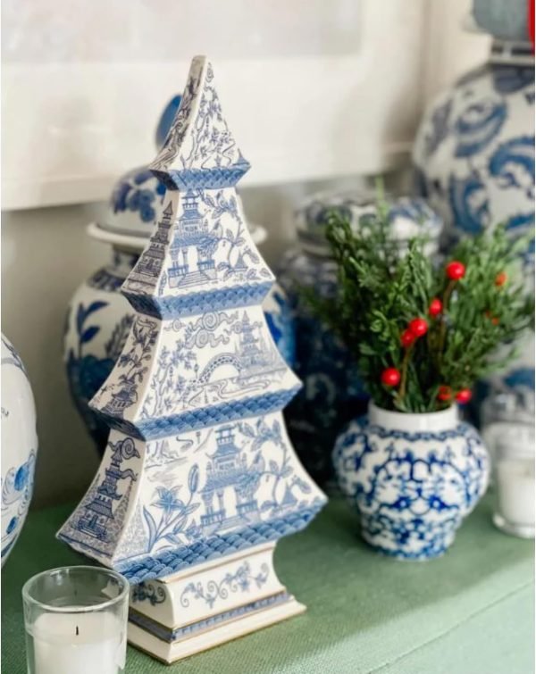 Decor Blue and White Christmas Tree Figurine ?C Dolomite Holiday Decoration with Gold Metallic Accents
