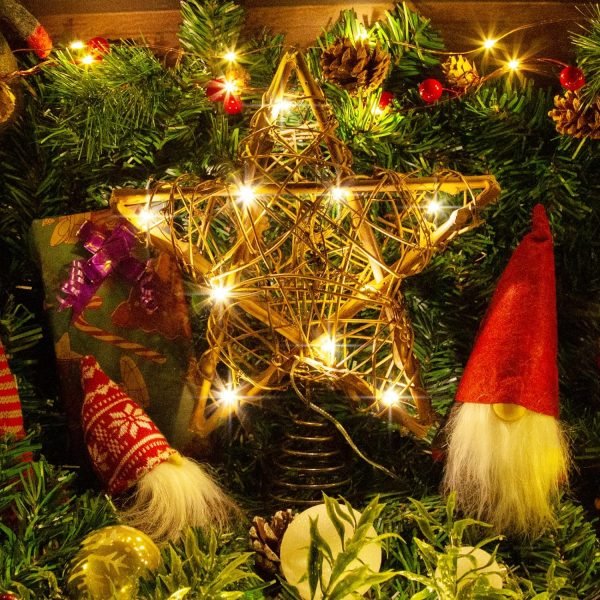 Decor Christmas Tree Topper Farmhouse Christmas Decor Christmas Tree Decorations Rattan Natural Christmas Tree Star with 10 Warm LED Lights for Rustic Christmas Ornaments Holiday Seasonal Decoration 10 Inch