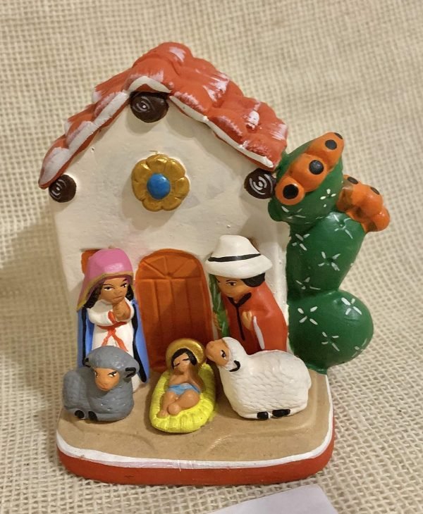Decor Ethnic Nativity Scene 1 piece 3.5x4.5", Christmas decor ornaments handmade in Peru